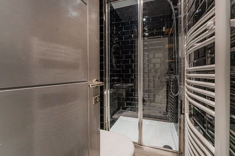 Photo 3- click for photo gallery